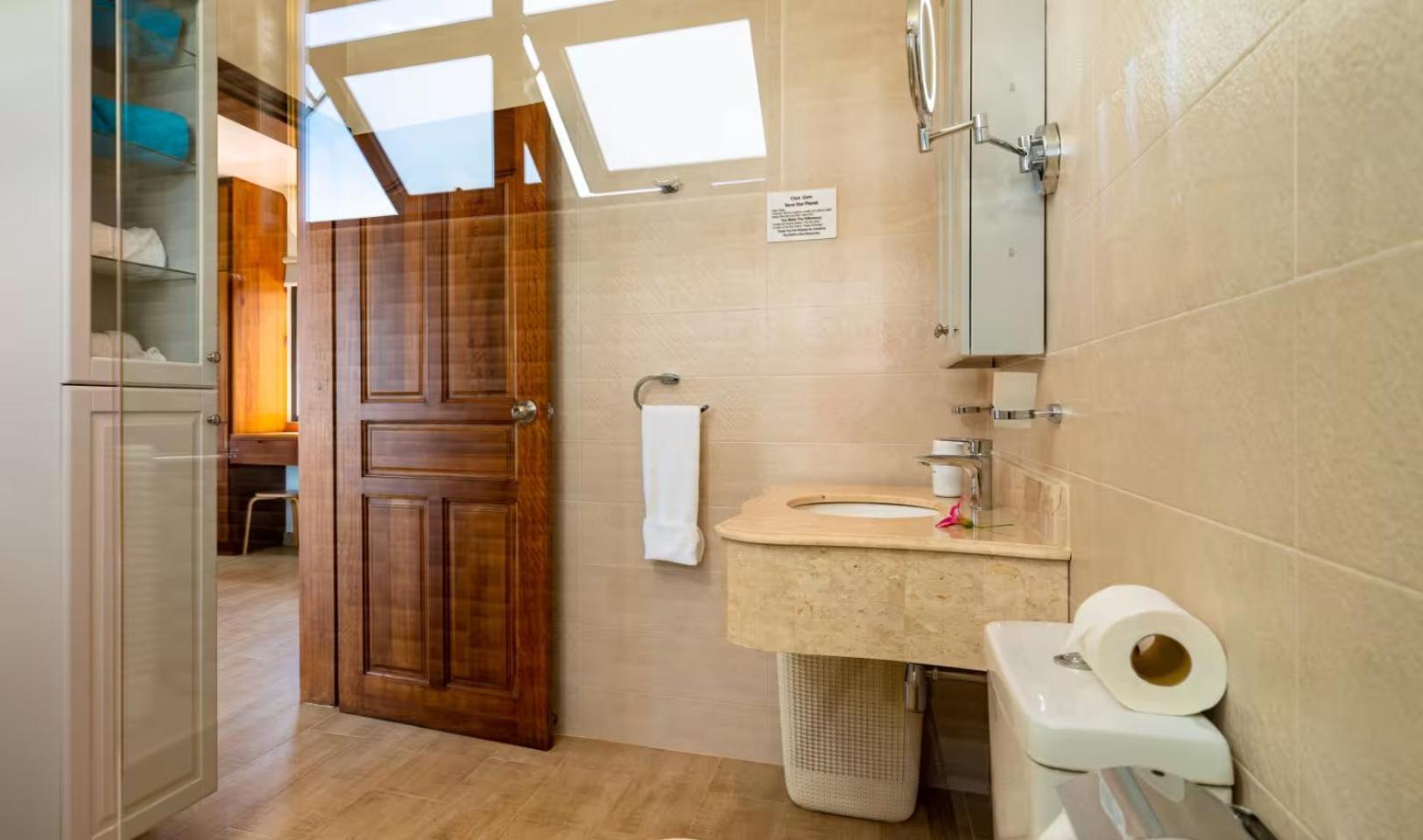 Casa Gem Apartment Виктория Екстериор снимка